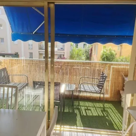 Apartmán Le Diego Suarez, 5 Pers, Climatisation, Parking, 100m Des Plages Antibes