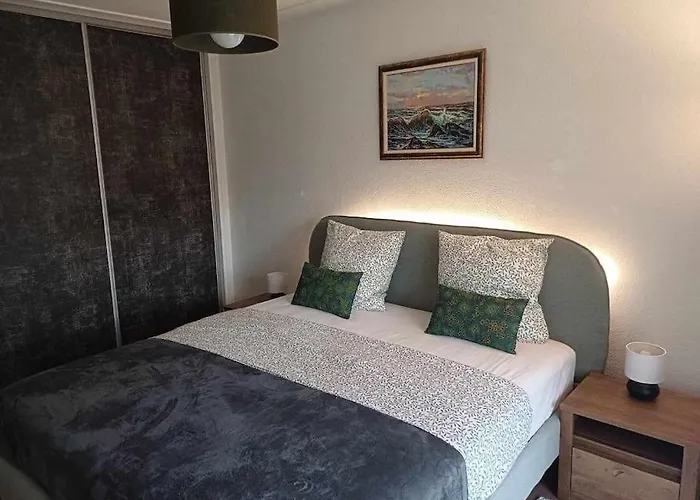 Le Diego Suarez, 5 Prs, Clim, 100m Des Plages *