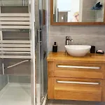 Apartman Le Diego Suarez, 5 Pers, Climatisation, Parking, 100m Des Plages Antibes