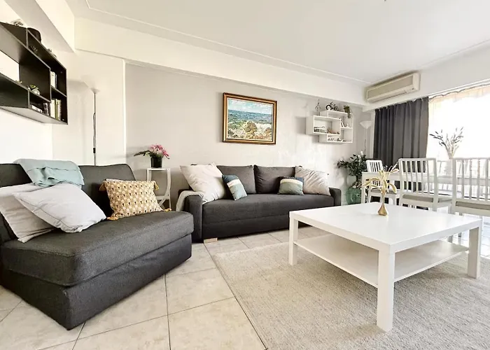 Le Diego Suarez, 5 Prs, Clim, 100m Des Plages *